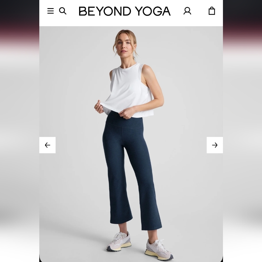 Beyond Yoga Women's Spacedye Retro Deep Blue Cropped Pants